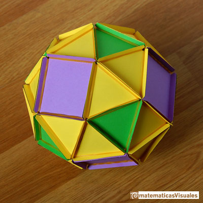 Construcción de poliedros con cartulina y gomas elásticas: snub cube plane net | matematicasVisuales