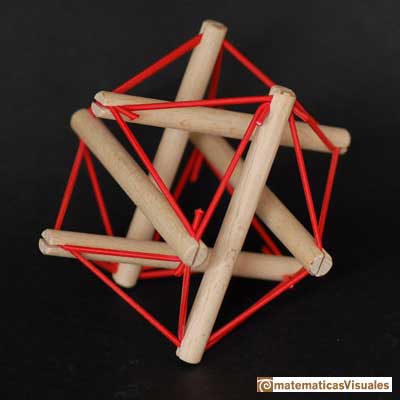Resources: Building polyhedra | tensegrity: icosahedron | matematicasVisuales