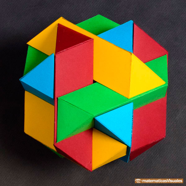 Tetraxis, un puzle diseñado por Jane and John  Kostick | matematicasVisuales