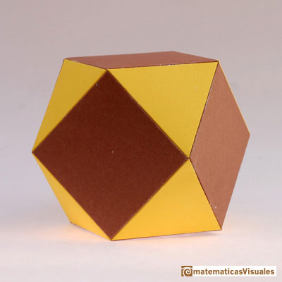 Construcción de poliedros con cartulina cara a cara pegadas: Cuboctaedro, acabado | matematicasVisuales