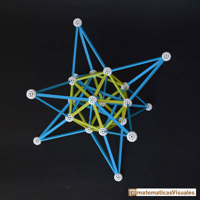 Piritoedro, dodecaedro irregular con caras pentagonales iguales: en el interior, un icosaedro | matematicasVisuales