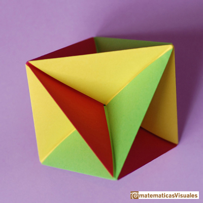 Icosaedro en octaedro: octaedro con origami, tres cuadrados ortogonales dos a dos | matematicasVisuales