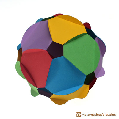 Taller Talento Matemático Zaragoza: icosaedro con discos de cartulina | matematicasVisuales