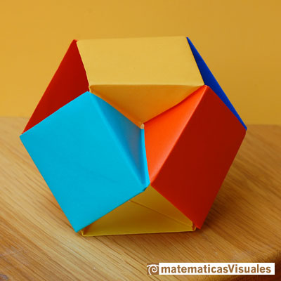 Volumen del cuboctaedro: Cuboctaedro origami siguiendo instrucciones de Tomoko Fus 'Unit Origami'| matematicasvisuales