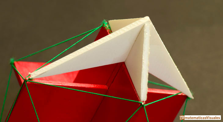 Icosaedro en octaedro: bipirmides de cartn pluma | matematicasVisuales