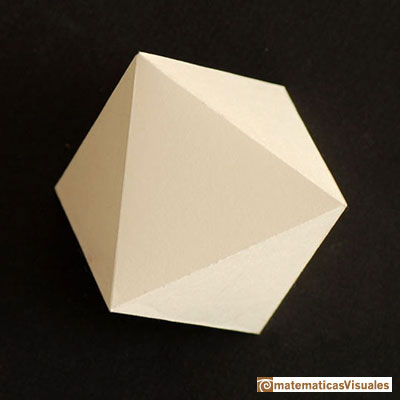 Octahedron: built using cardboard | matematicasvisuales