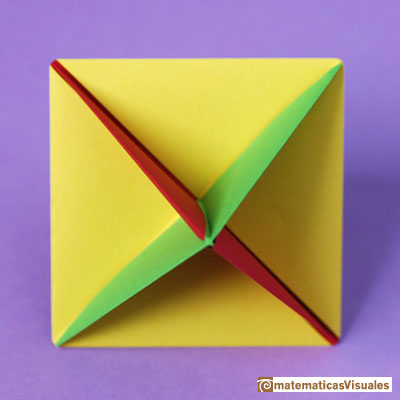 Estamos en casa: Construccin de un octaedro con origami |matematicasVisuales