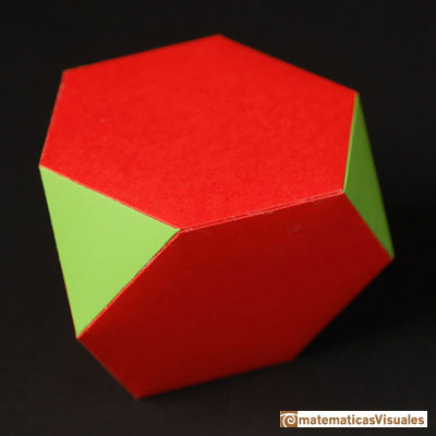 Buildidng polyhedra: Truncated tetrahedron finished | matematicasVisuales